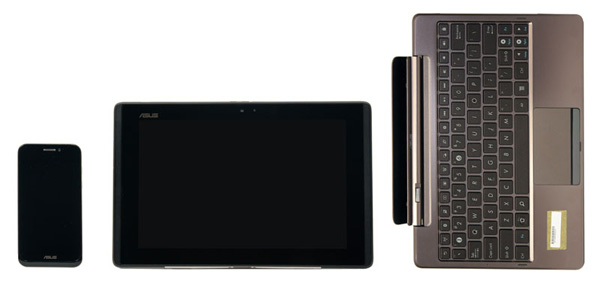 I tre dispositivi che compongono Asus Padfone: smartphone, tablet e tastiera