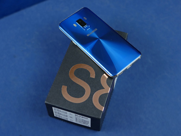 Bluboo S8 confezione