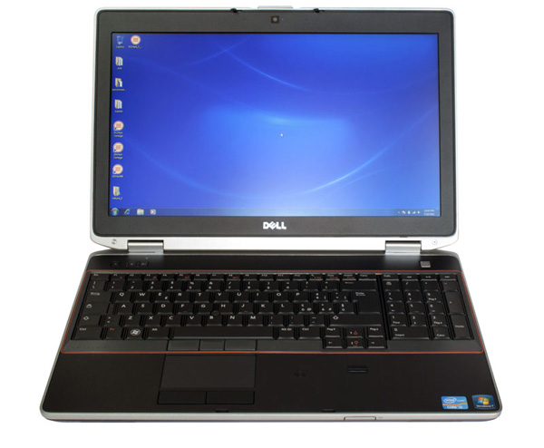 Il computer portatile Dell Latitude E6520 con il display lid aperto
