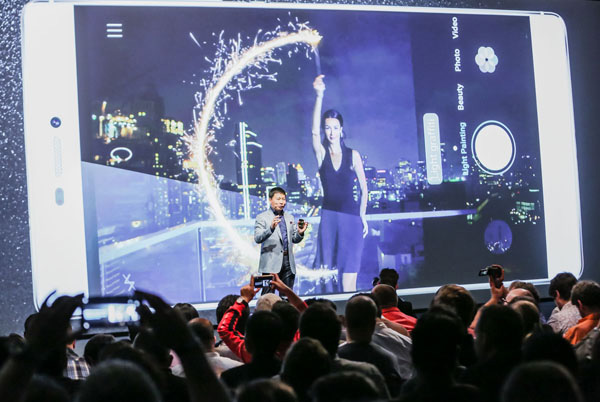 Huawei P8 evento di presentazione
