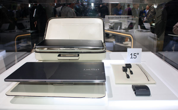 Samsung Serie 9 accessori