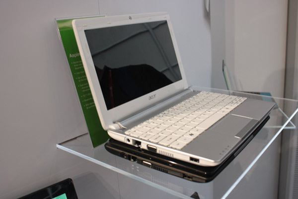 Acer Aspire One D257 aperto