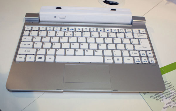 Acer Iconia Tab W510 tastiera