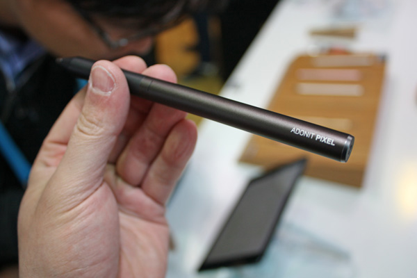 Adonit Pixel stylus