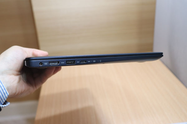 ASUS ZenBook 13 UX331UAL