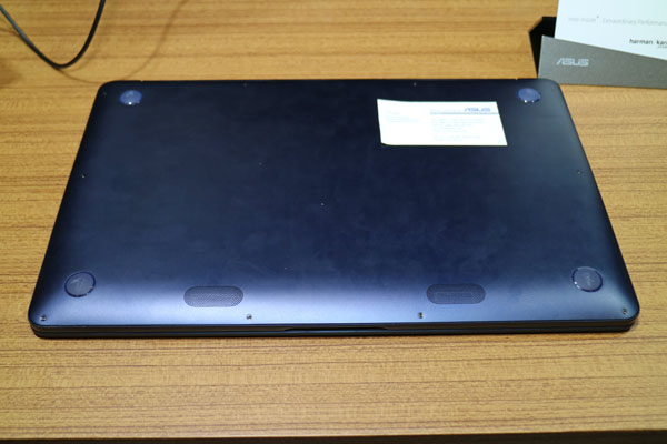 ASUS Zenbook Pro (UX550) 