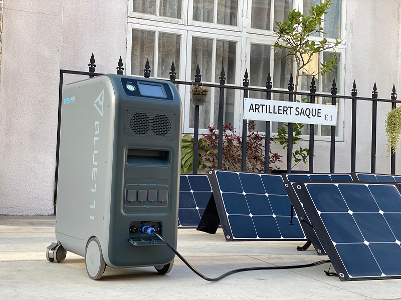 BLUETTI EP500, la super batteria ad energia solare debutta su Kickstarter a  2799$ - Notebook Italia
