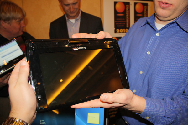 Lenovo S10 netbook tablet schermo ruotato