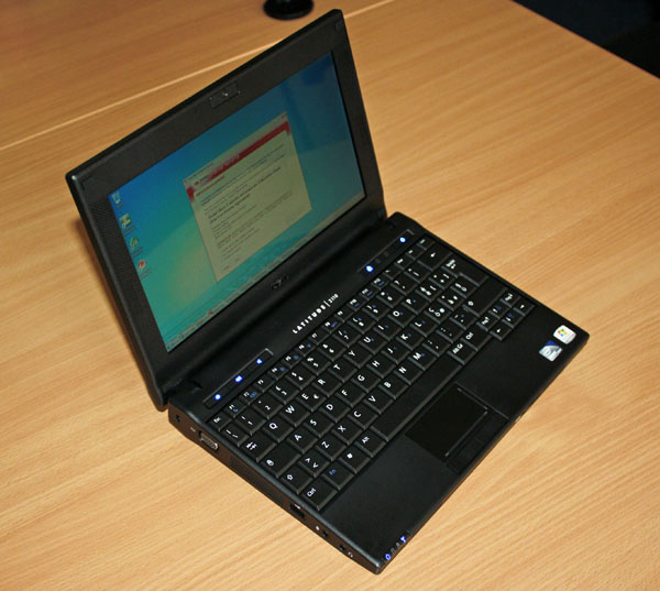 Profilo sinistro del Dell Latitude 2110