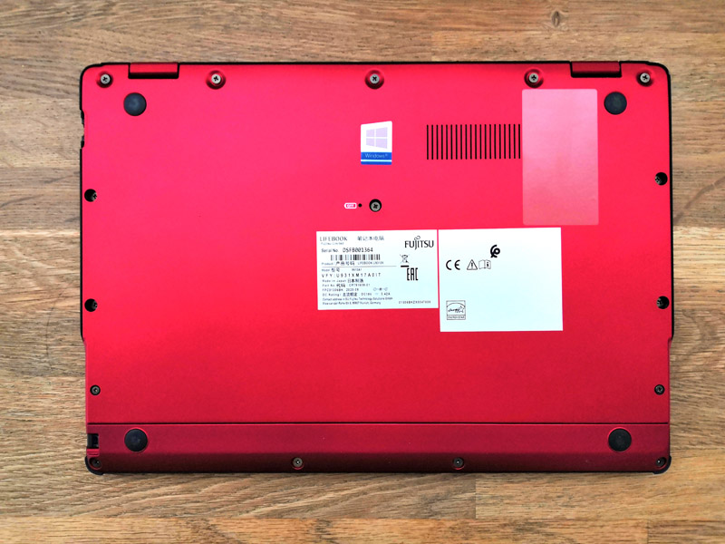 Fujitsu LifeBook U9310X fondo