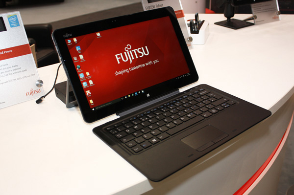 Fujitsu Stylistic R726