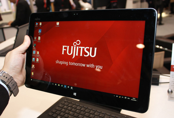 Fujitsu Stylistic R726