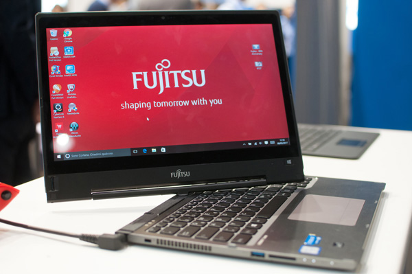 Fujitsu Stylistic T937