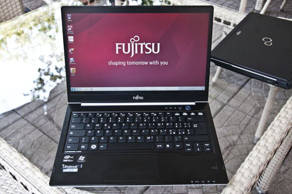 Ultrabook Fujitsu Lifebook U772