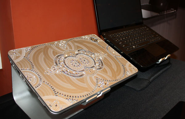 HP Envy 14 Spectre Special Edition by Marchesa