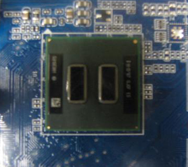 Intel Atom 330 dual core in foto