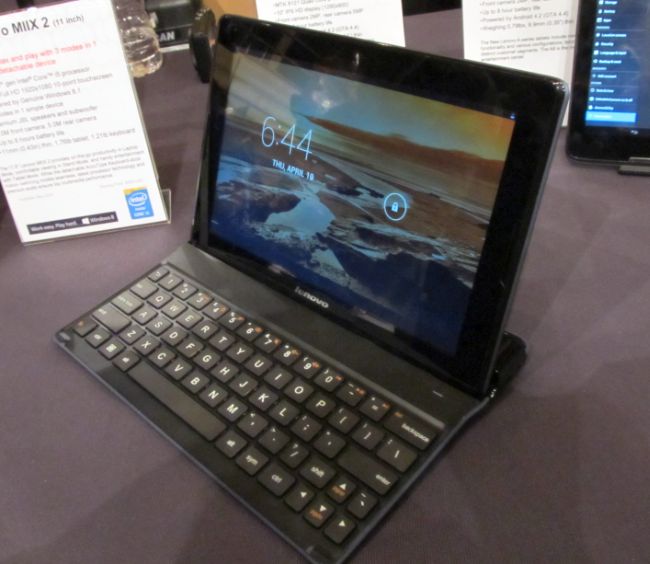 Lenovo IdeaTab A10 con tastiera