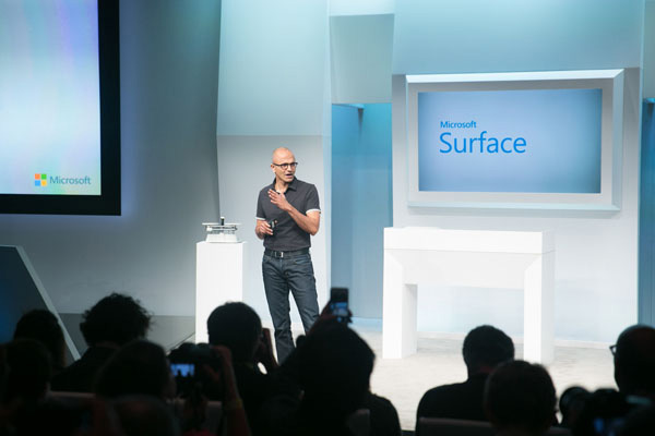 Microsoft Surface Pro 3 presentato da Nadella