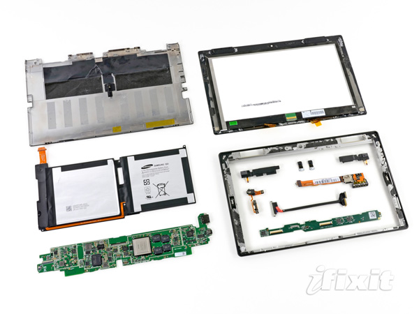 Microsoft Surface RT disassemblaggio