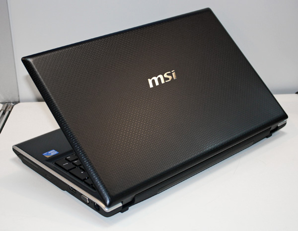 Cover texturizzata del notebook MSI FX600