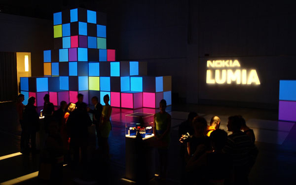 Presentazione di Nokia Lumia 800 in Italia