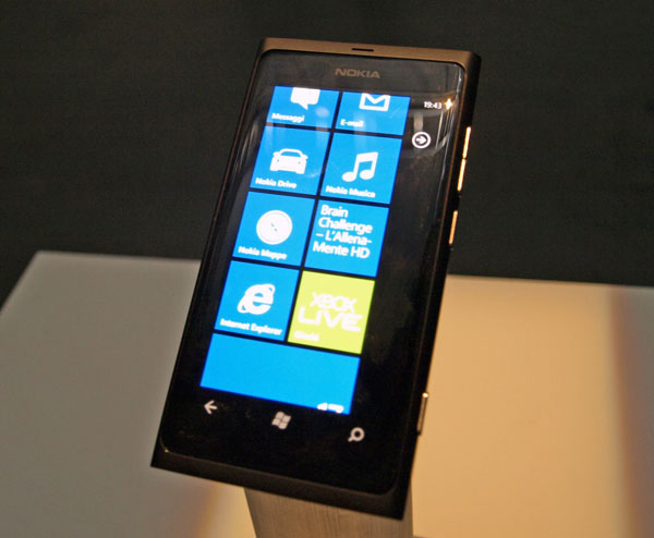 Nokia Lumia 800