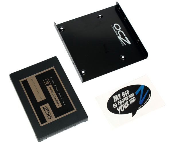 SSD, adattatore da 3,5 pollici e adesivo