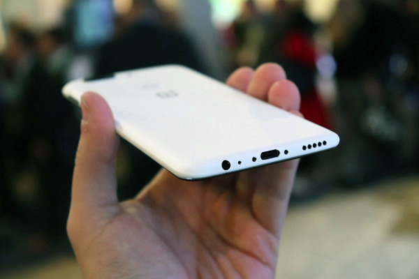 OnePlus 5T Sandstone White 