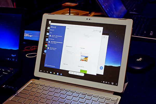 Il tablet 2in1 di Qualcomm con Remix OS