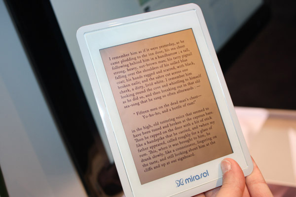 tablet Qualcomm Mirasol ebook reader