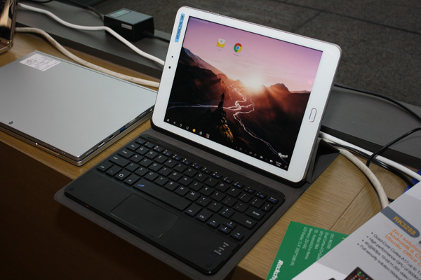 Tablet iFive con Rockchip RK3399 e Remix OS 3.0
