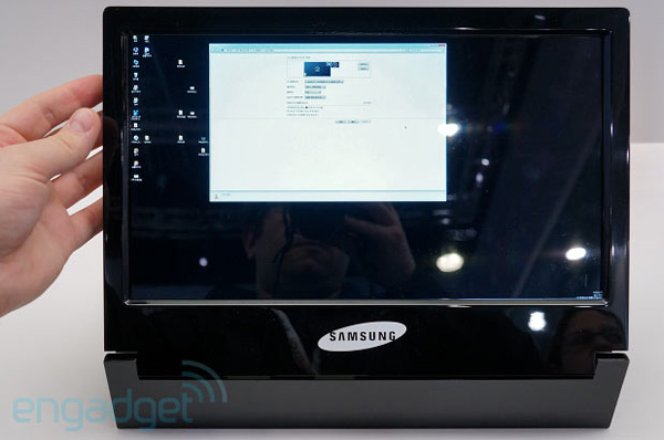 Samsung display da 3200 x 1800 pixel