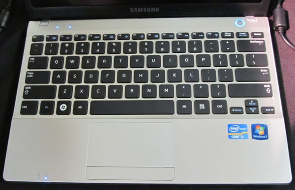 Samsung Serie 3 tastiera