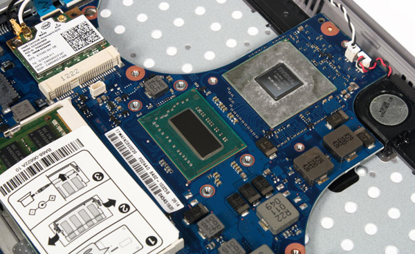 Il processore Intel Core i7-3615QM è affiancato alla GPU Nvidia GeForce GT 640M
