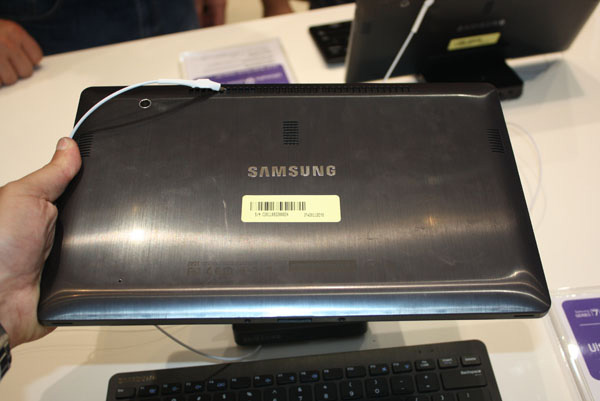Samsung Serie 7 Slate PC fondo