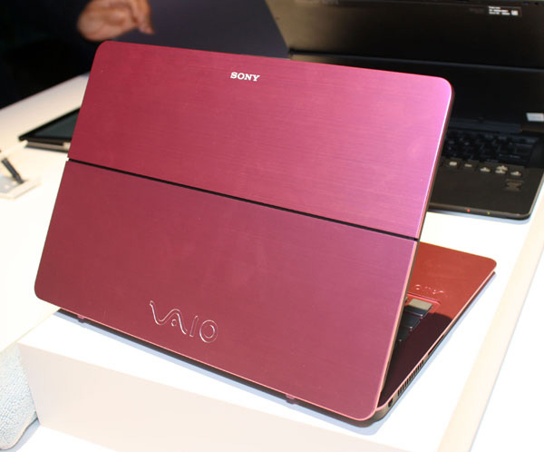 Sony VAIO Fit 11A Flip PC