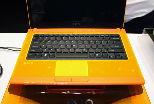 Tastiera Sony Vaio arancio fluorescente