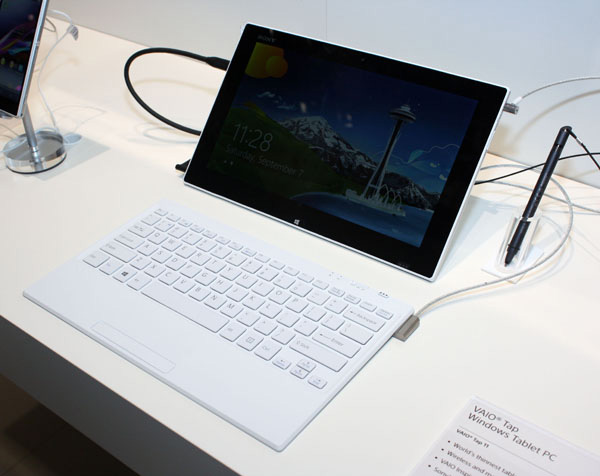 Sony VAIO Tap 11 in versione bianca