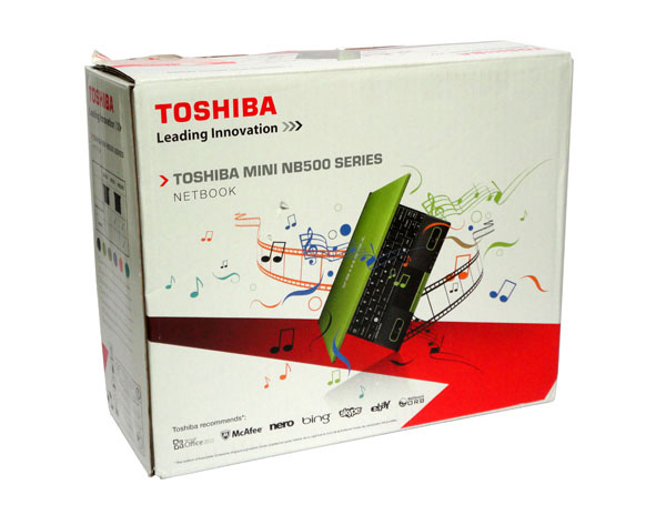 La confezione del Toshiba NB550D