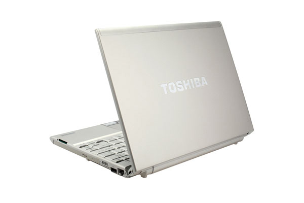 Toshiba Portege R500 design